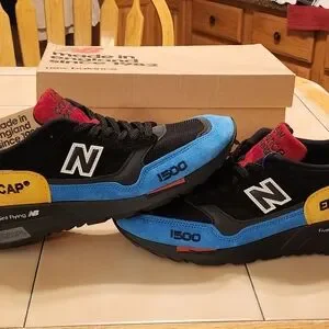New Balance Black and Blue Sneakers with Chunky Midsole and ENCAP Technology New Balance 1000  main image 3